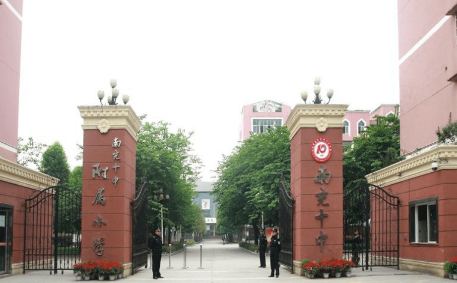 南充十中校園風采