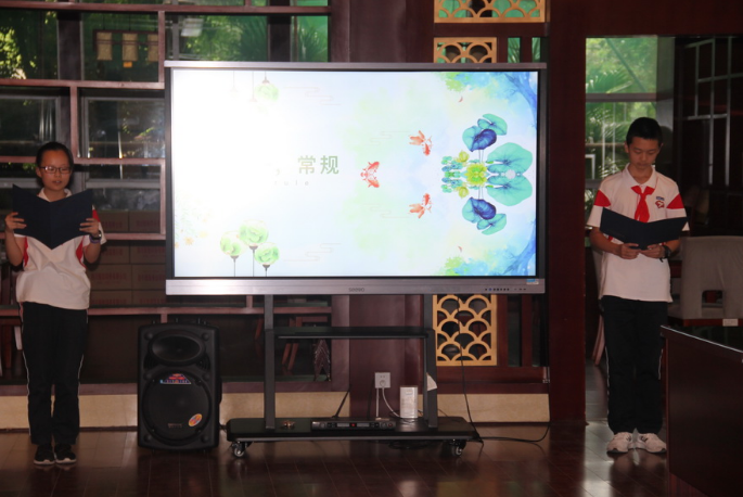 成都七中2021屆、2020屆班委工作總結(jié)會(huì)