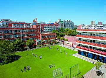 成都石室雙楠實(shí)驗(yàn)學(xué)校地理位置在哪兒？