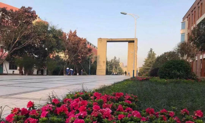 羅江中學(xué)在哪里，有沒有地址？