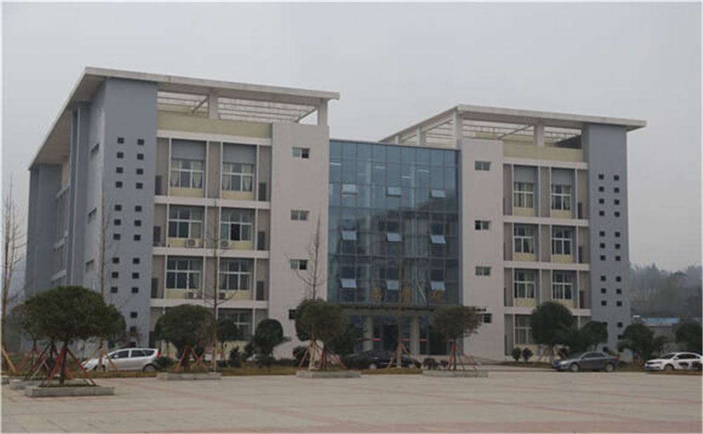 巴中市第五中學(xué)學(xué)校環(huán)境怎么樣？