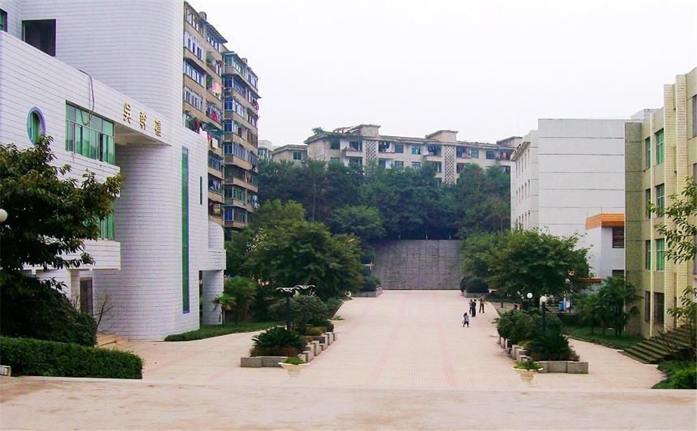 四川省鄰水中學2020年的錄取分數(shù)是多少？