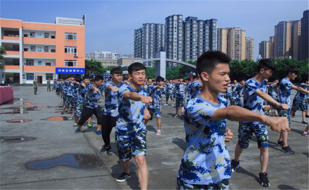 內(nèi)江十中學(xué)校詳細地址在什么地方？