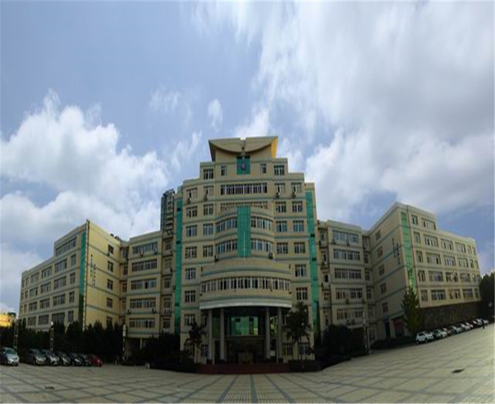 達(dá)州市第一中學(xué)2020年中考錄取分?jǐn)?shù)線多少分？