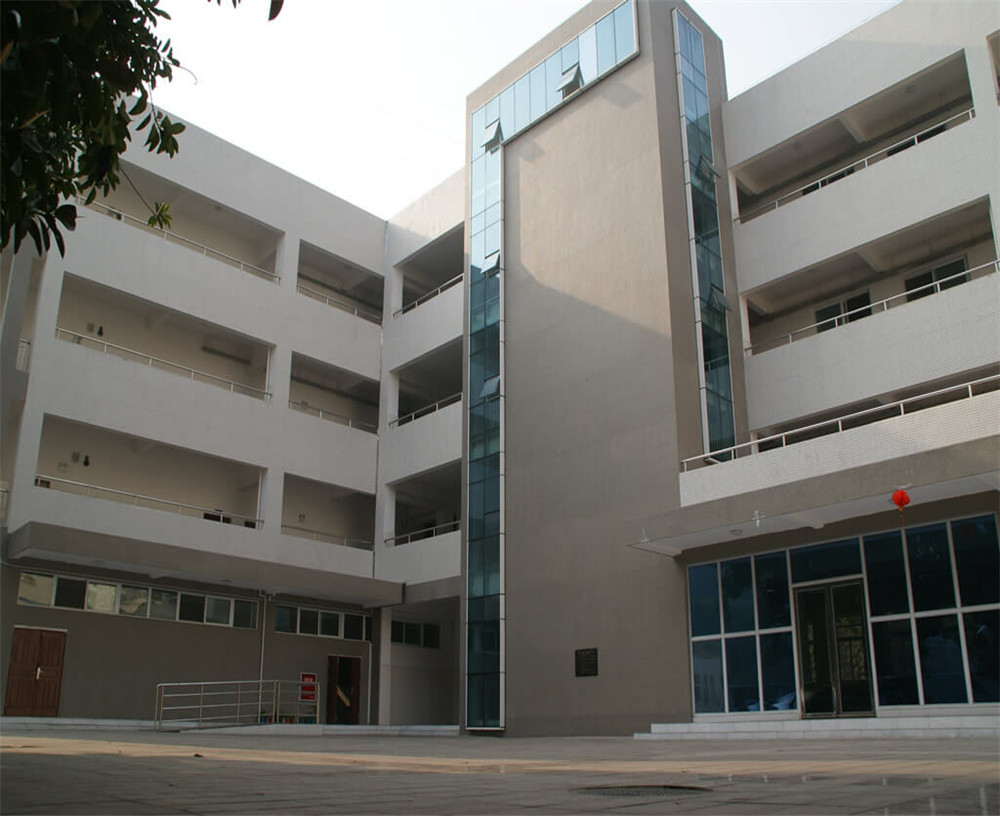 攀枝花市體育中學學校2020年的錄取分數(shù)是多少？