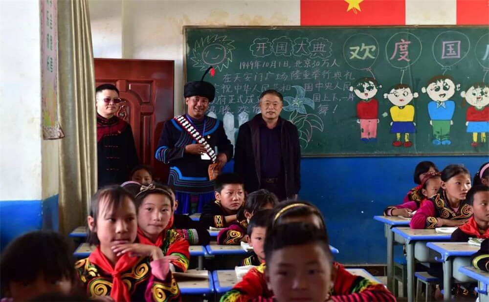 鹽源縣民族中學(xué)的升學(xué)率怎么樣？