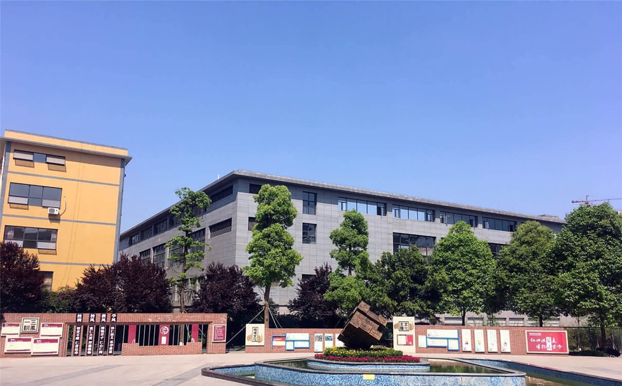 仁壽華達高中高中部的錄取分數是多少分？