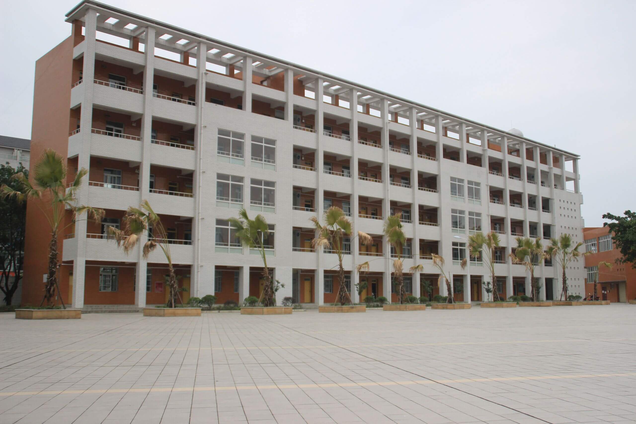 金堂實(shí)驗(yàn)中學(xué)的高中怎么樣？