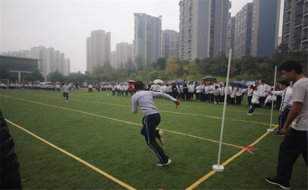 成都市第三中學的高考升學率高不高？