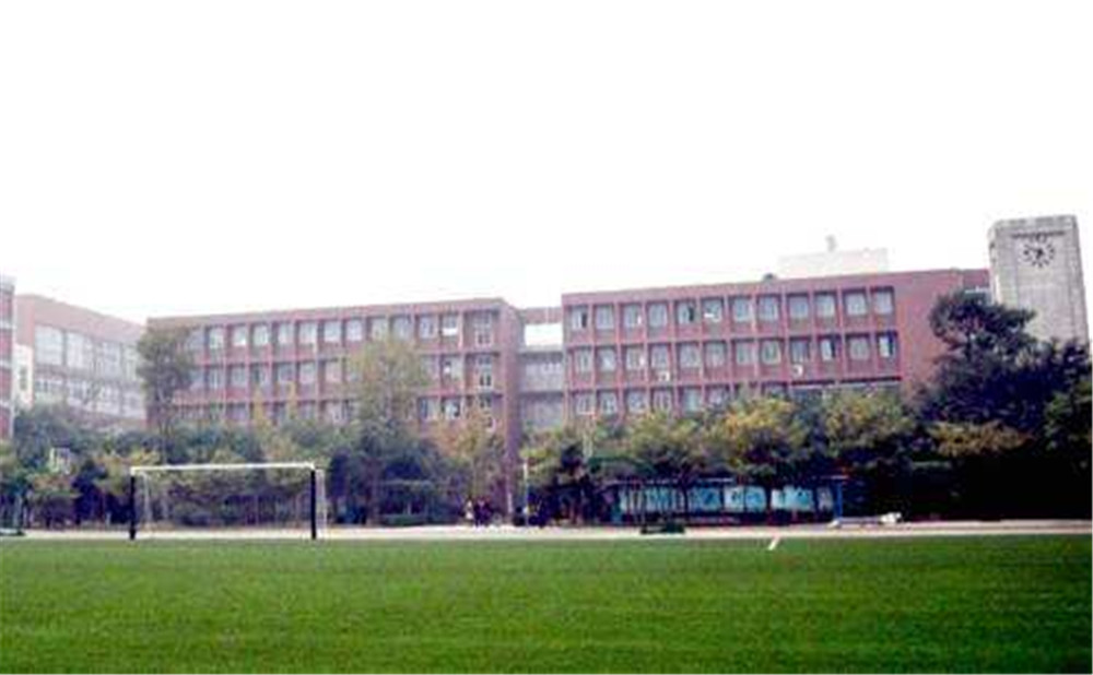 電子科技大學(xué)實驗中學(xué)近三年的錄取分數(shù)是多少？