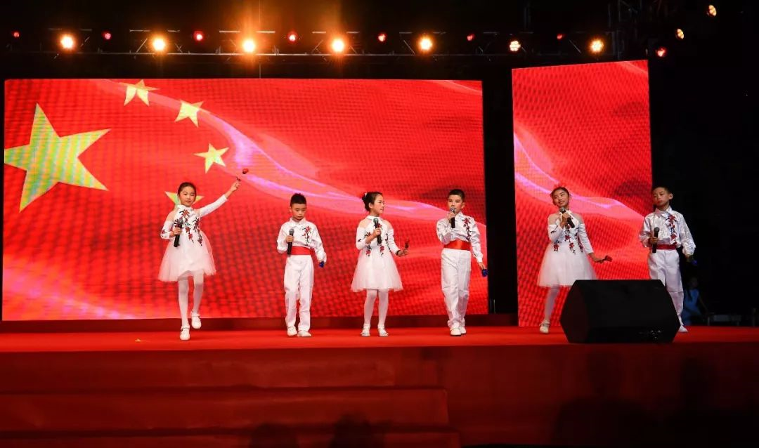 成都七中八一學校的錄取分數(shù)線是多少？