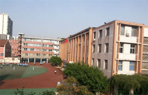 通錦中學的本科升學率是多少？
