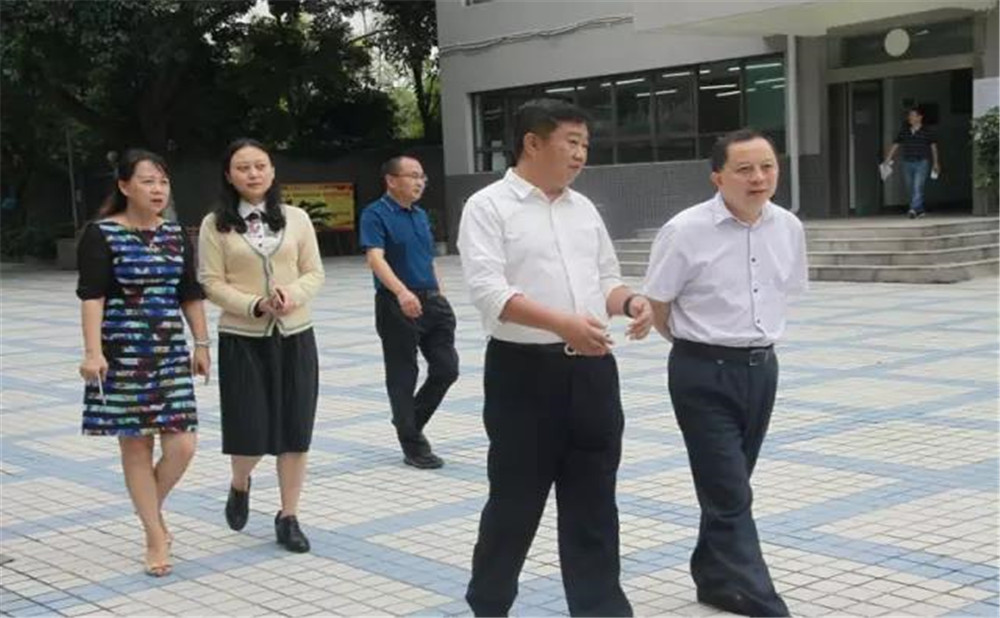 2020年鹽道街外國語學(xué)校計劃招多少人？