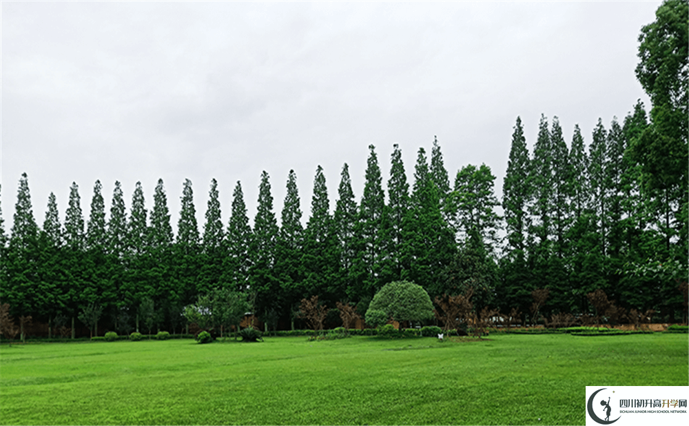 玉壘學校（都江堰）的高中住宿好不好？