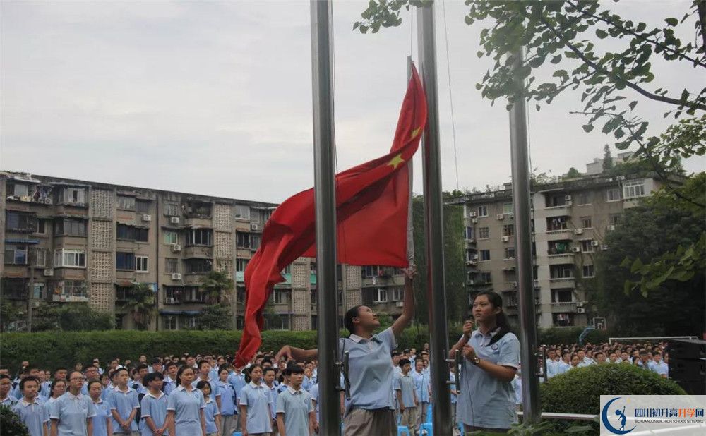 成都市西北中學(xué)住宿條件怎么樣？
