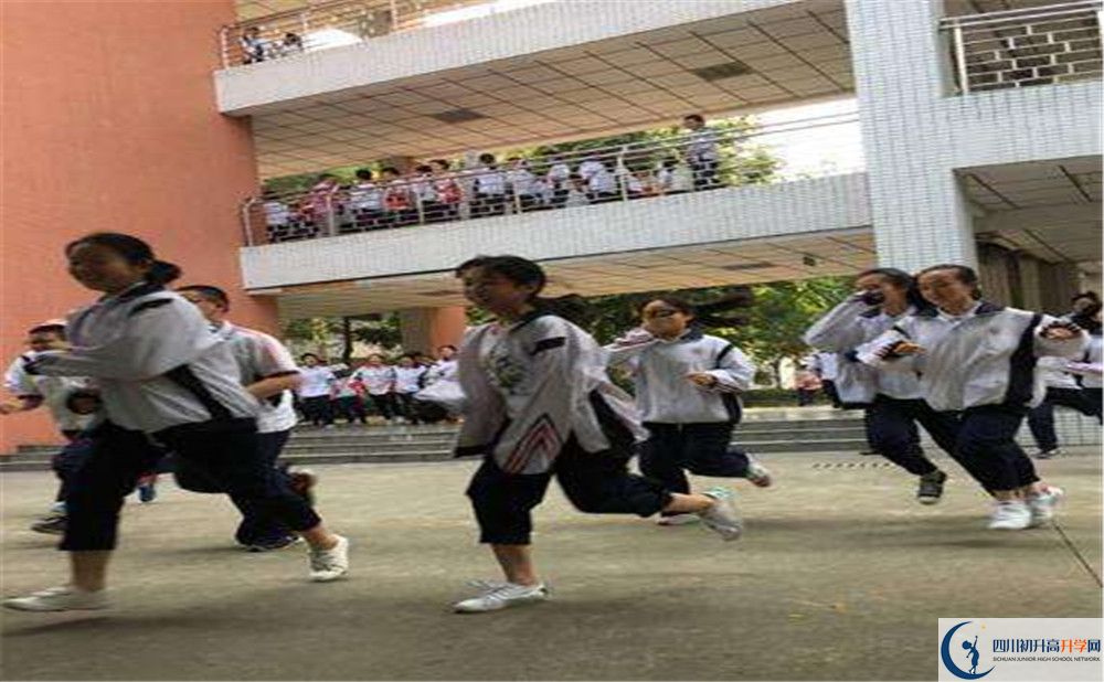 成都樹(shù)德中學(xué)光華校區(qū)地址怎么走？