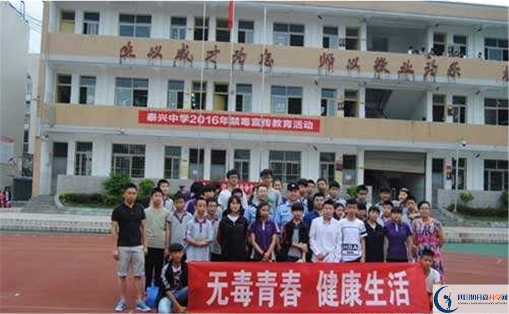 泰興中學(xué)招生考試科目有哪些？