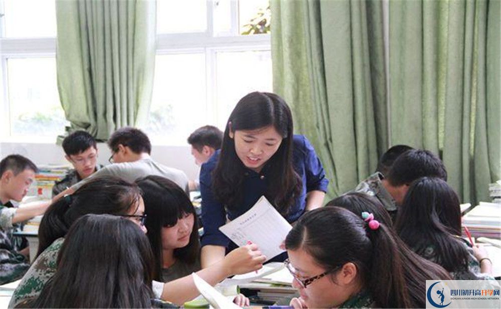 八一聚源高級中學(xué)的高中住宿怎么樣？