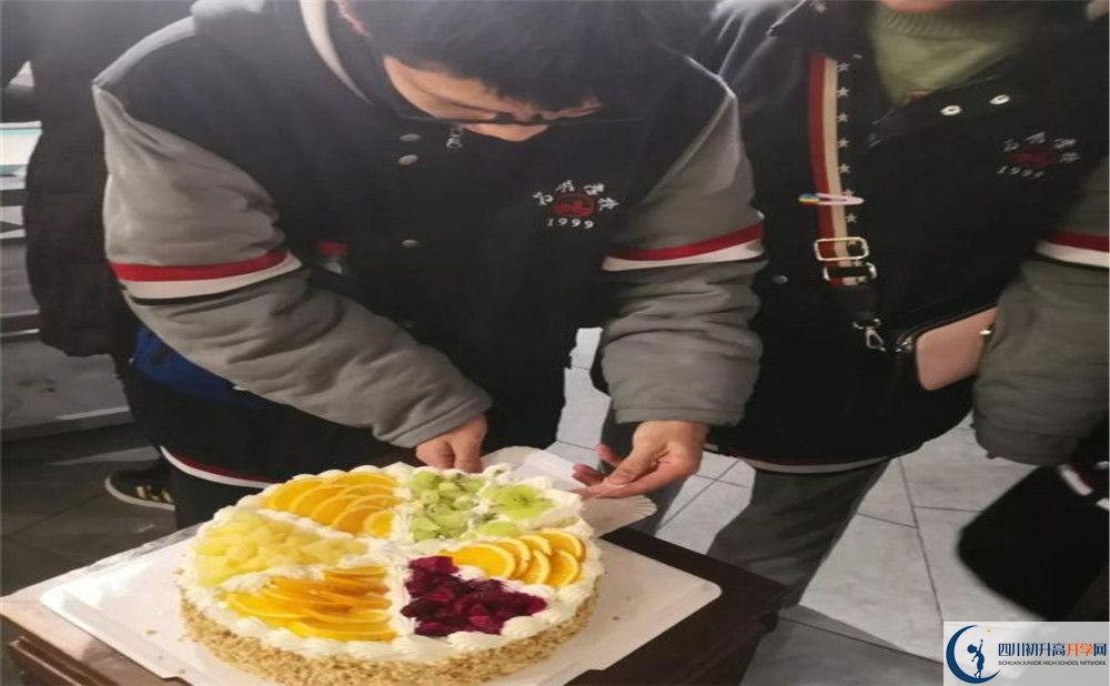 成都新津為明學校高中部地址在哪？