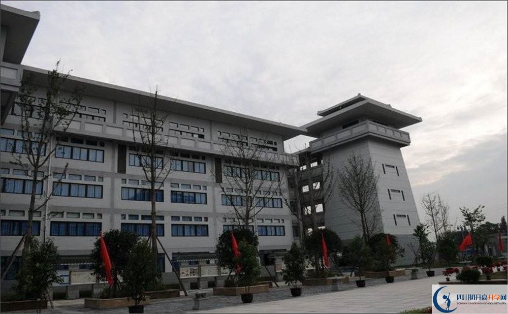 成都石室中學(xué)北湖校區(qū)平行班與實驗班差多少？