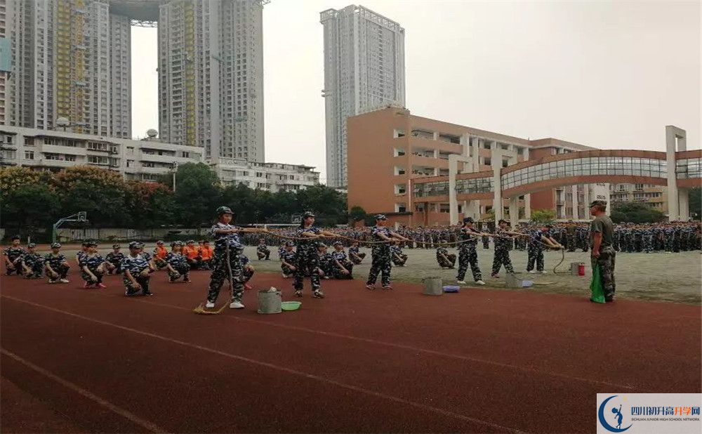 成都十二中（四川大學(xué)附屬中學(xué)）是重點中學(xué)嗎？