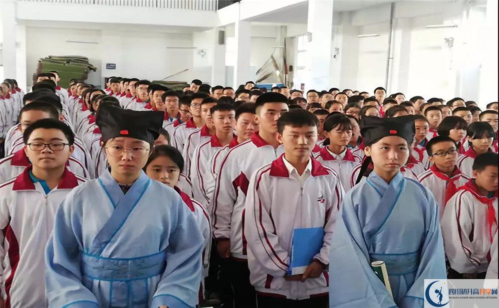 安仁中學(xué)實(shí)驗(yàn)班人數(shù)是多少？