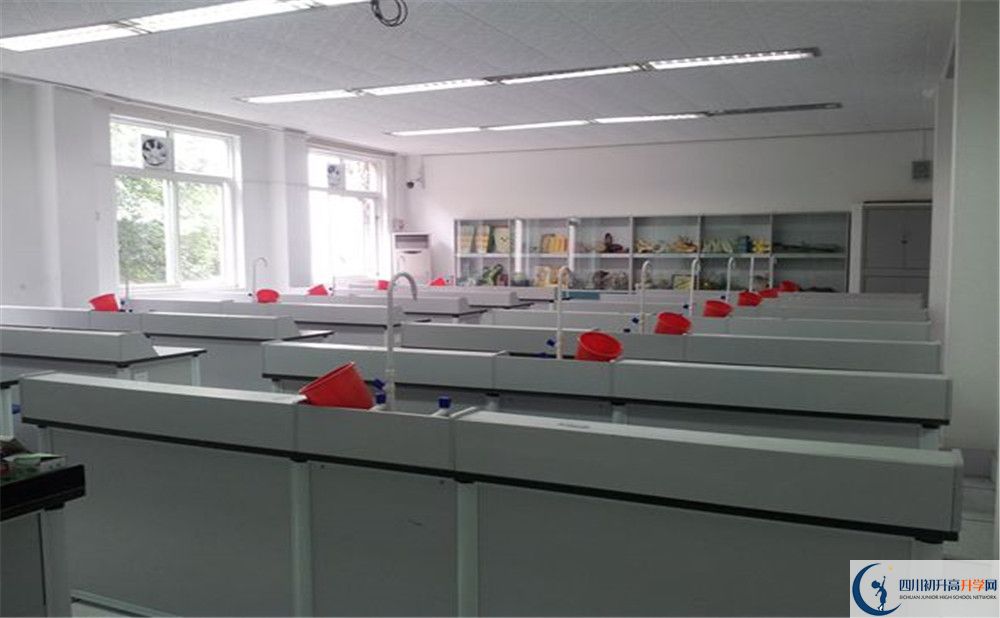 2020西南交通大學(xué)附屬中學(xué)平行班升學(xué)率高嗎？