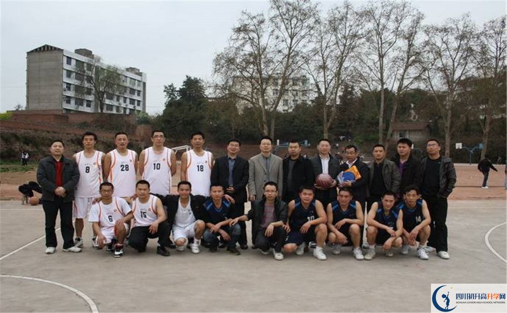 賈家中學中學平行班中考重點率高嗎？