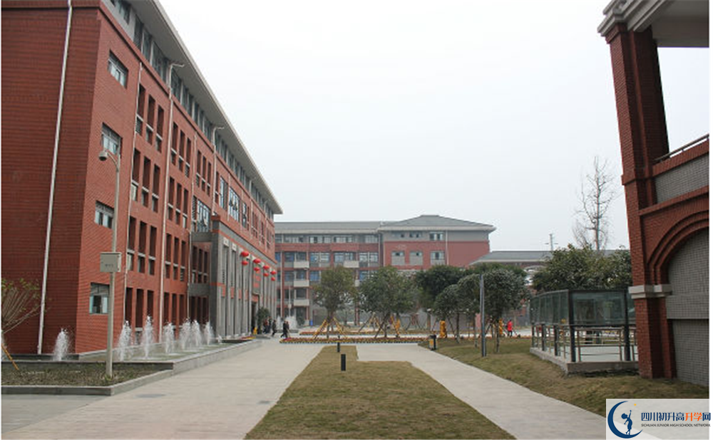 2020西昌市第一中學(xué)錄取線是否有調(diào)整？