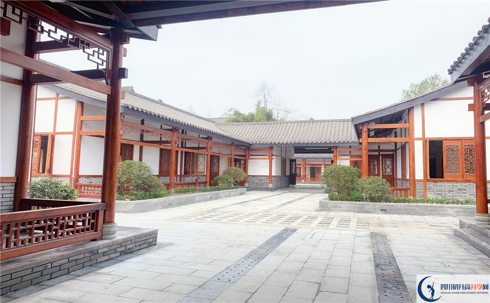 綿實外國語學校2020年好不好？